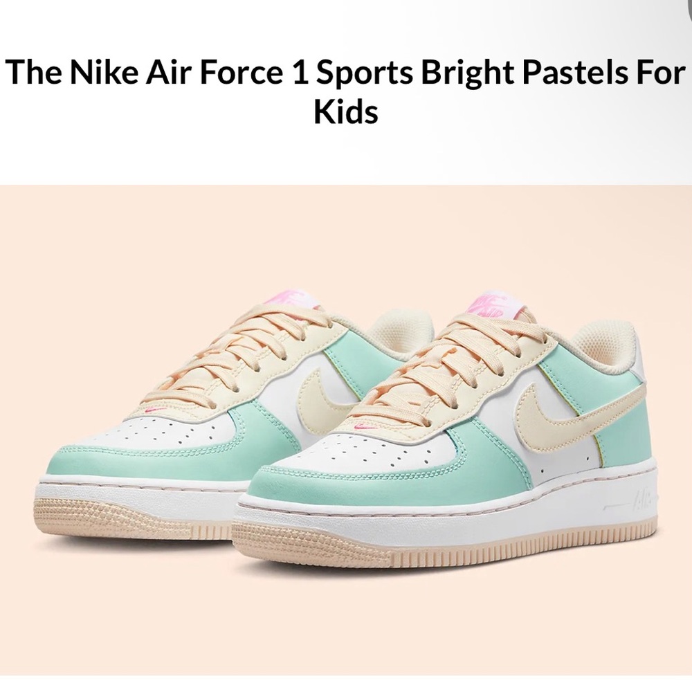 Nike Emerald Guava Ice Nike Boys size 6.5 Sneakers - Picture 1 of 16